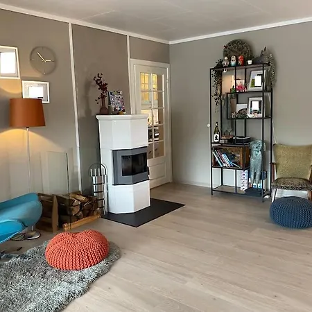 Helt Hjem Med Stor Hage Og Boblebad. Sandefjord